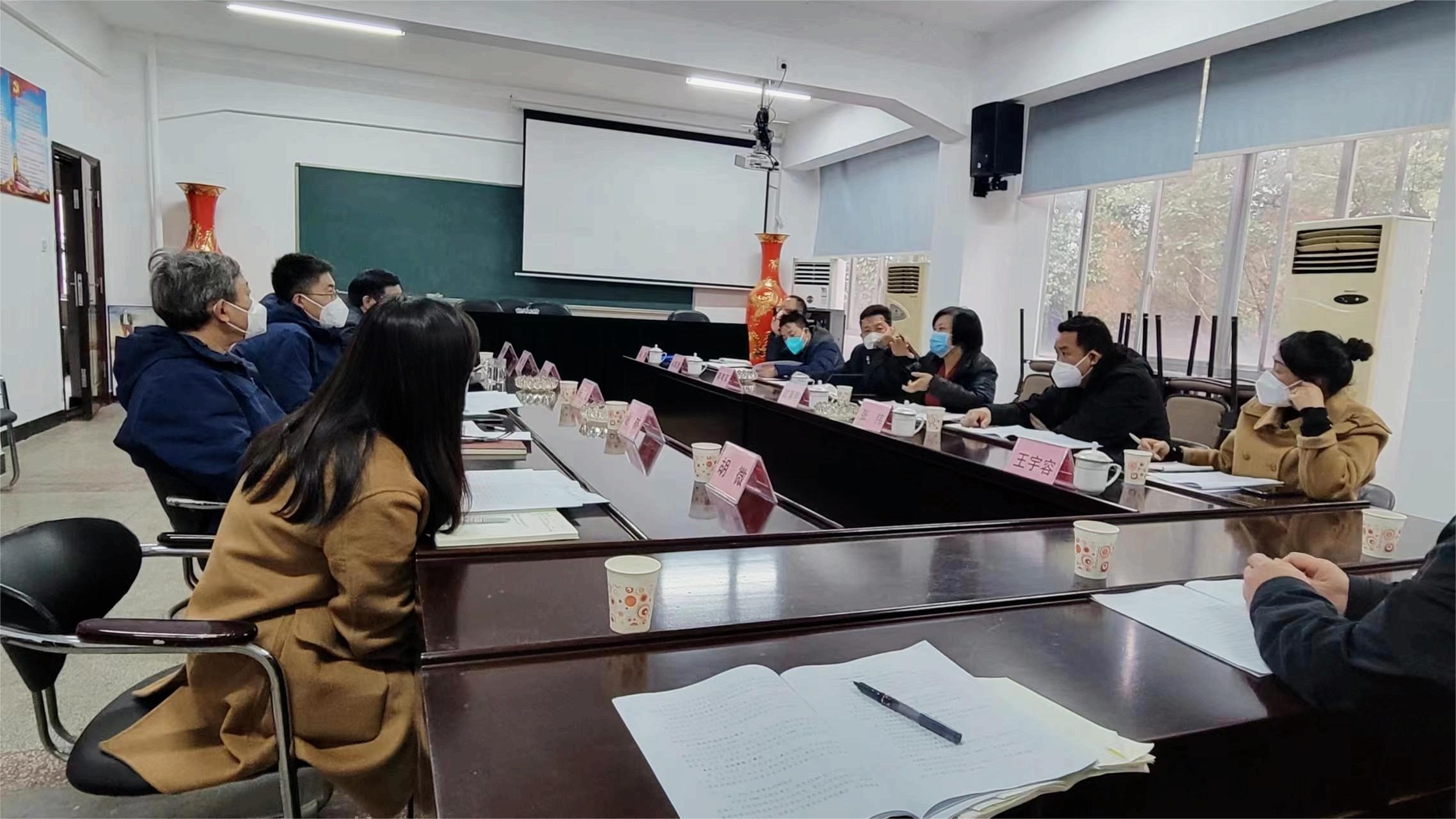 湖南兵器集團(tuán)黨委副書(shū)記、副董事長(zhǎng)蔣粵軍 一行到湖南電器科學(xué)研究院有限公司 開(kāi)展年度綜合考核調(diào)研